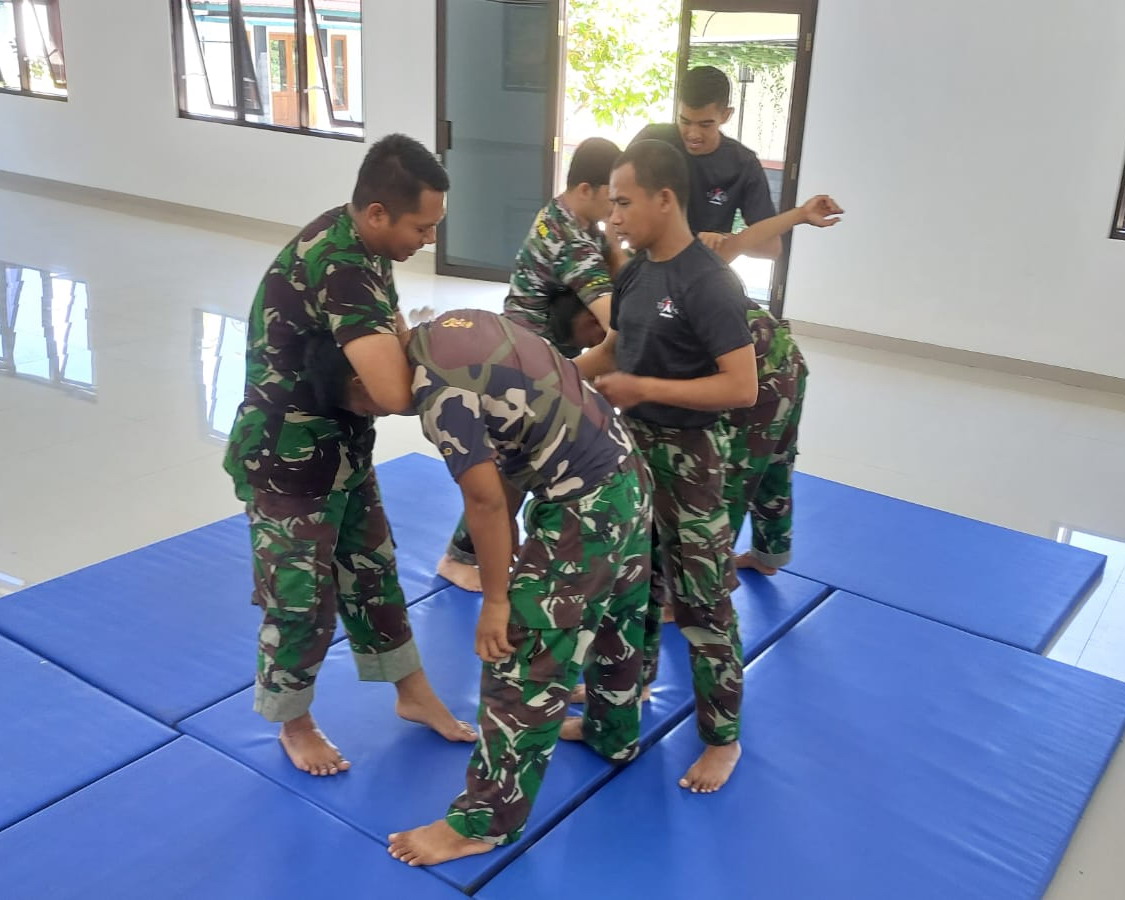 Pelatihan Kader Beladiri Taktis Korem 073/Mkt